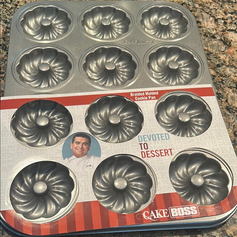 Cake Boss Braided Molded Cookie Pan NWT